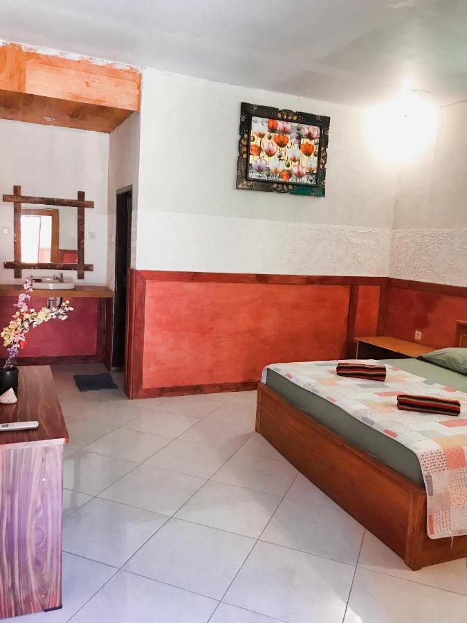 Santai Bungalow Гили Траванган Экстерьер фото